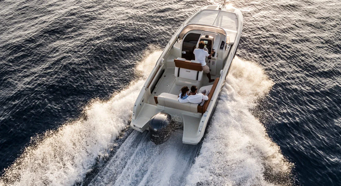 240CX_gallery_new-1100×600-1 (1)